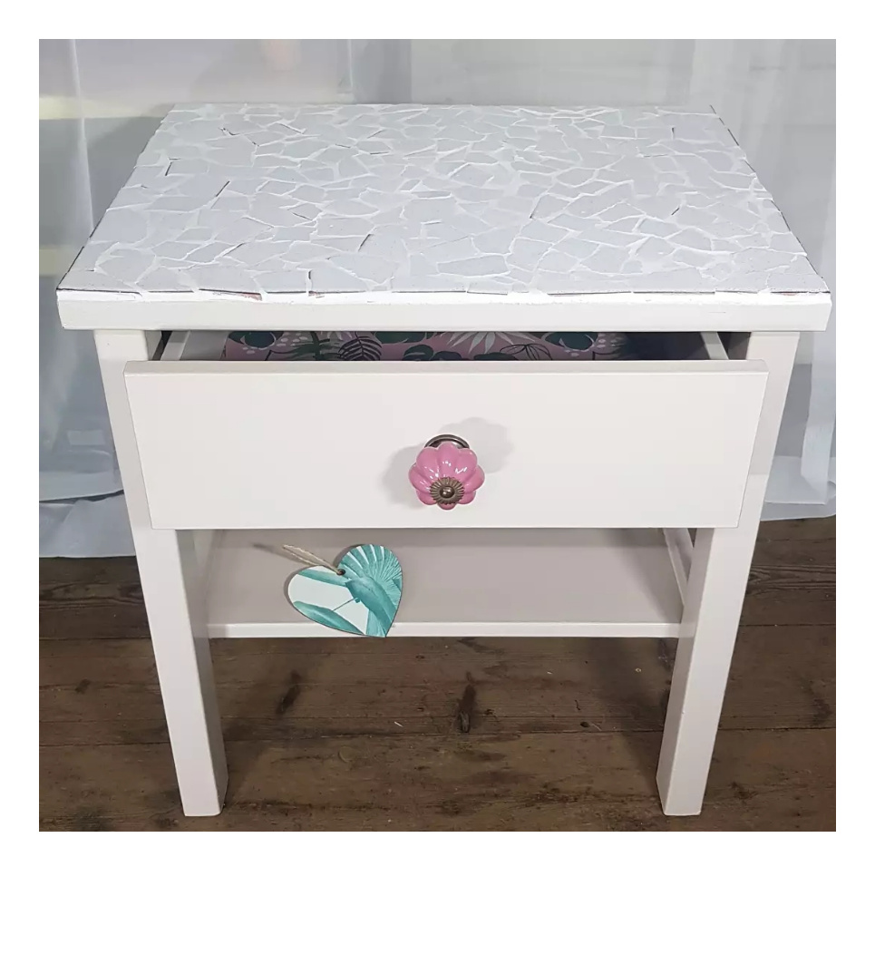The mosaic bedside table Julia Nieto Home Decor